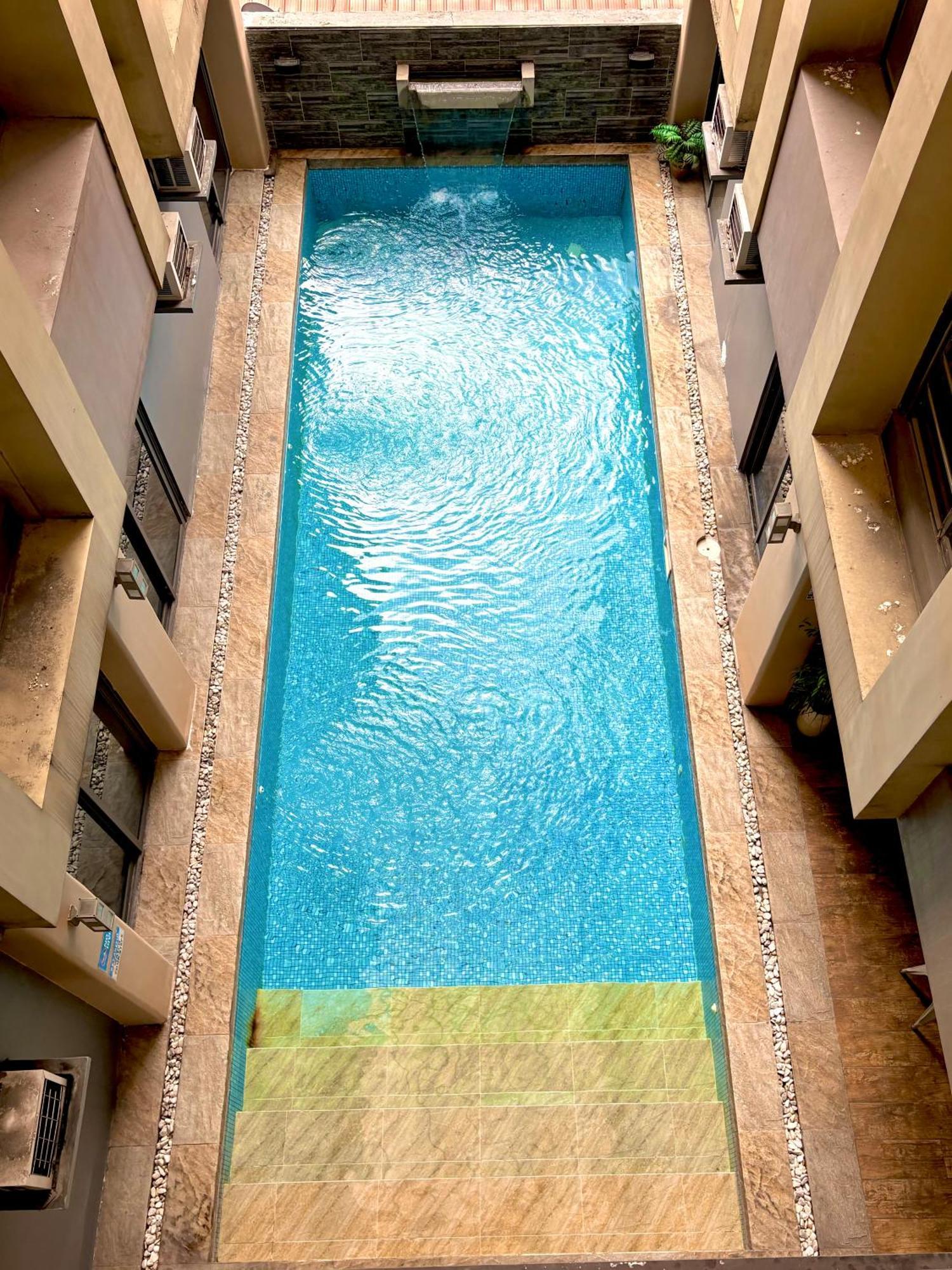 Pacific Park Hotel Quezon City Exterior photo